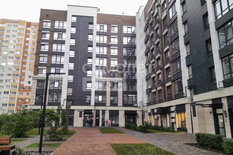 Продаётся 2-комнатная квартира, 64.2 м²
