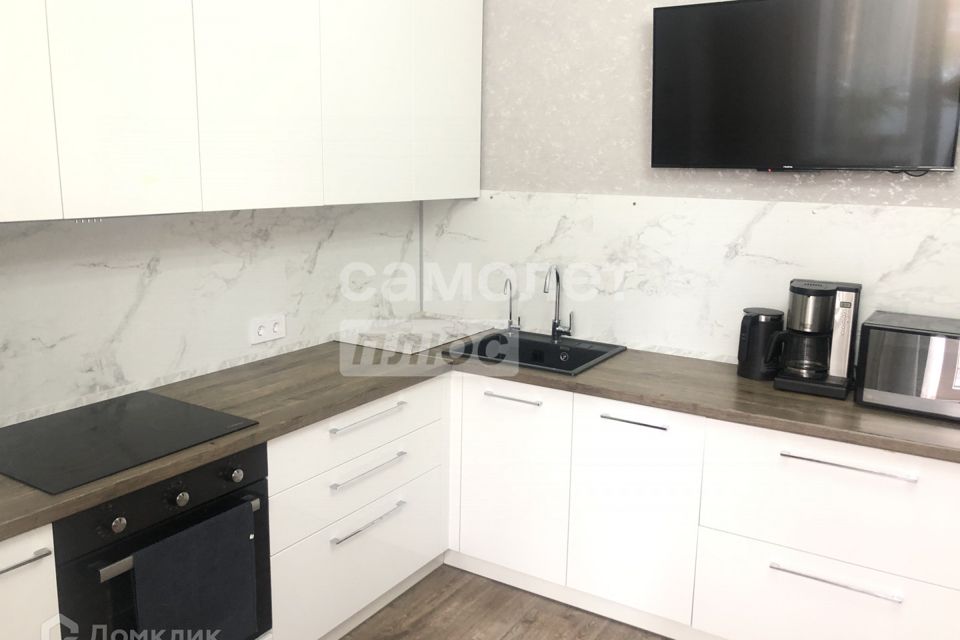 Продаётся 1-комнатная квартира, 42.9 м²