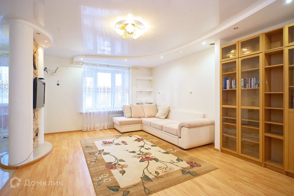 Продаётся 3-комнатная квартира, 99.6 м²