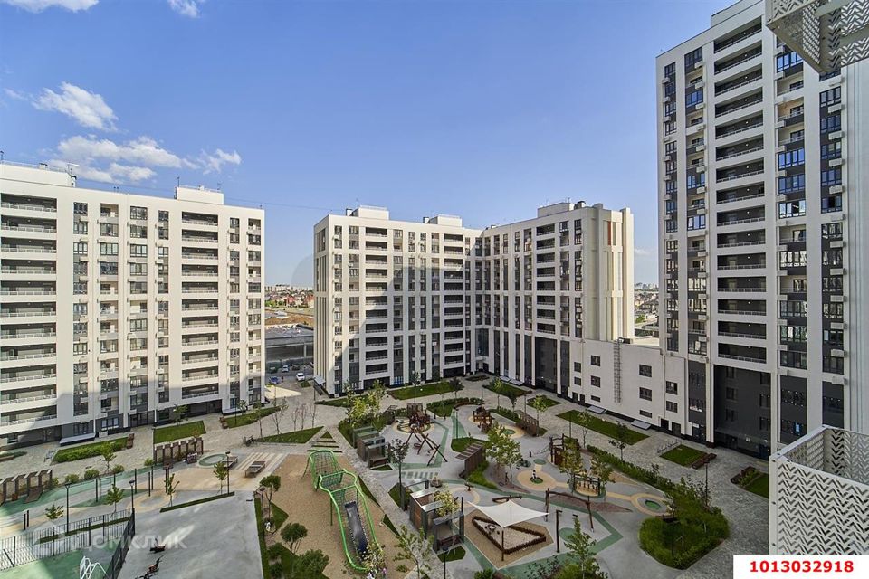 Продаётся 3-комнатная квартира, 73.8 м²