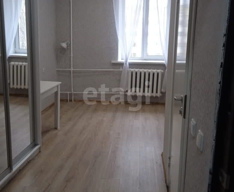 Продаётся комната в 1-комн. квартире, 20 м²