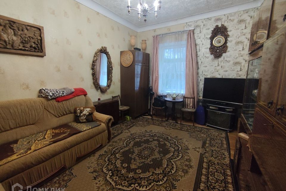 Продаётся 3-комнатная квартира, 60.3 м²