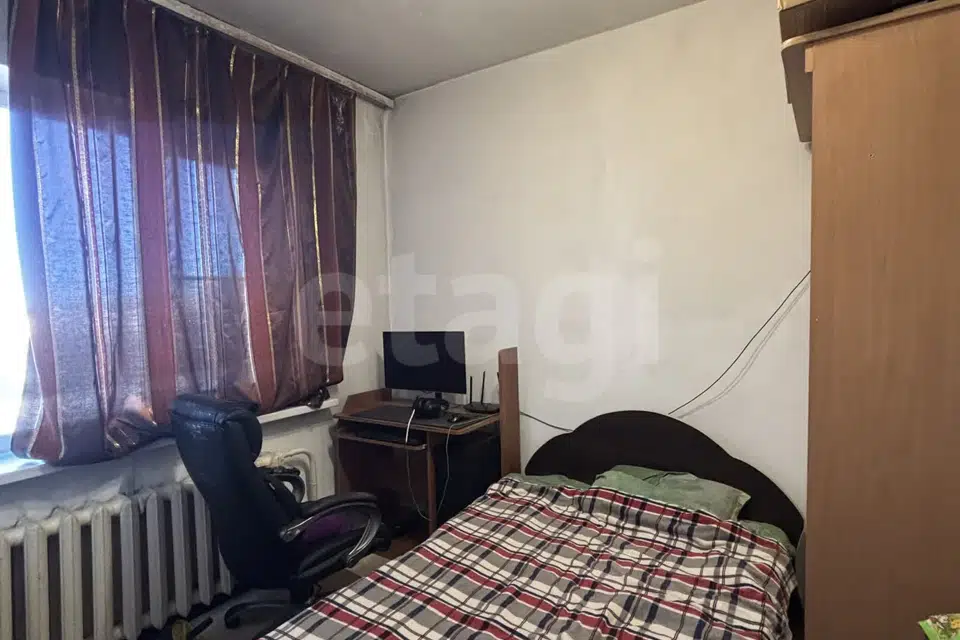 Продаётся 4-комнатная квартира, 71 м²
