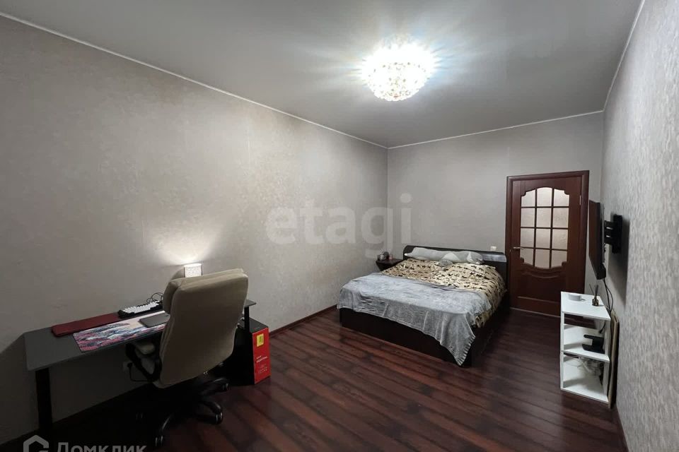 Продаётся 1-комнатная квартира, 40.8 м²