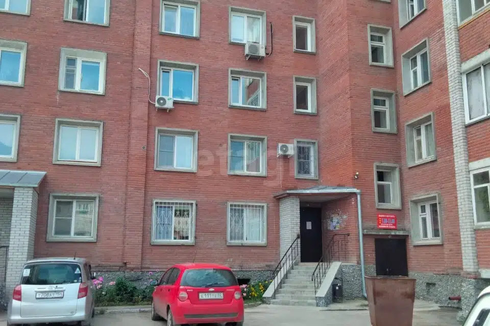 Сдаётся 2-комнатная квартира, 55 м²