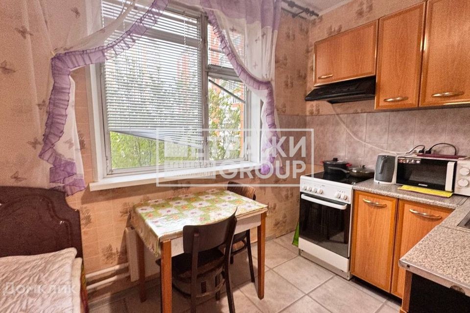 Продаётся 1-комнатная квартира, 37.9 м²