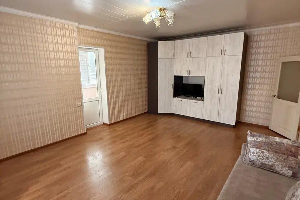 Продаётся 1-комнатная квартира, 47.7 м²