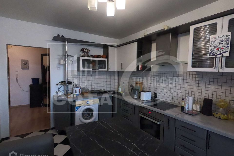 Продаётся 1-комнатная квартира, 46 м²