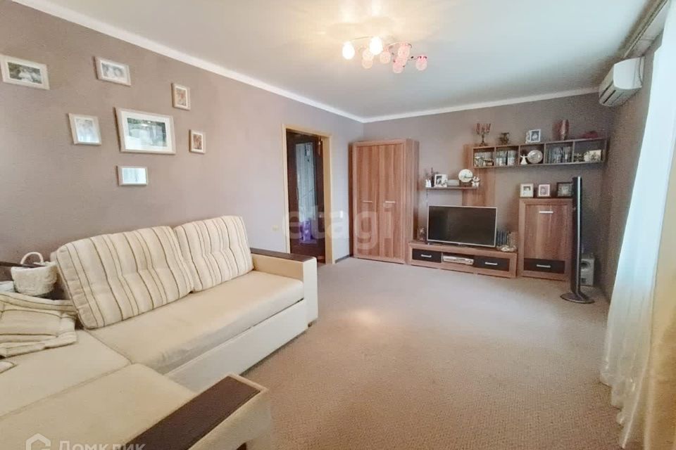 Продаётся 1-комнатная квартира, 36.7 м²