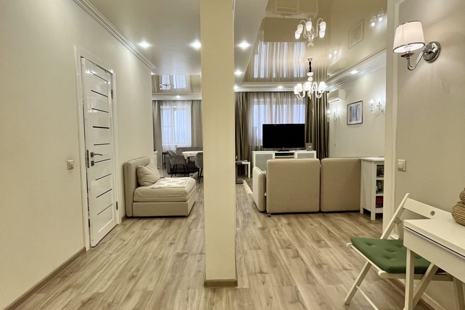 Продаётся 2-комнатная квартира, 75.8 м²
