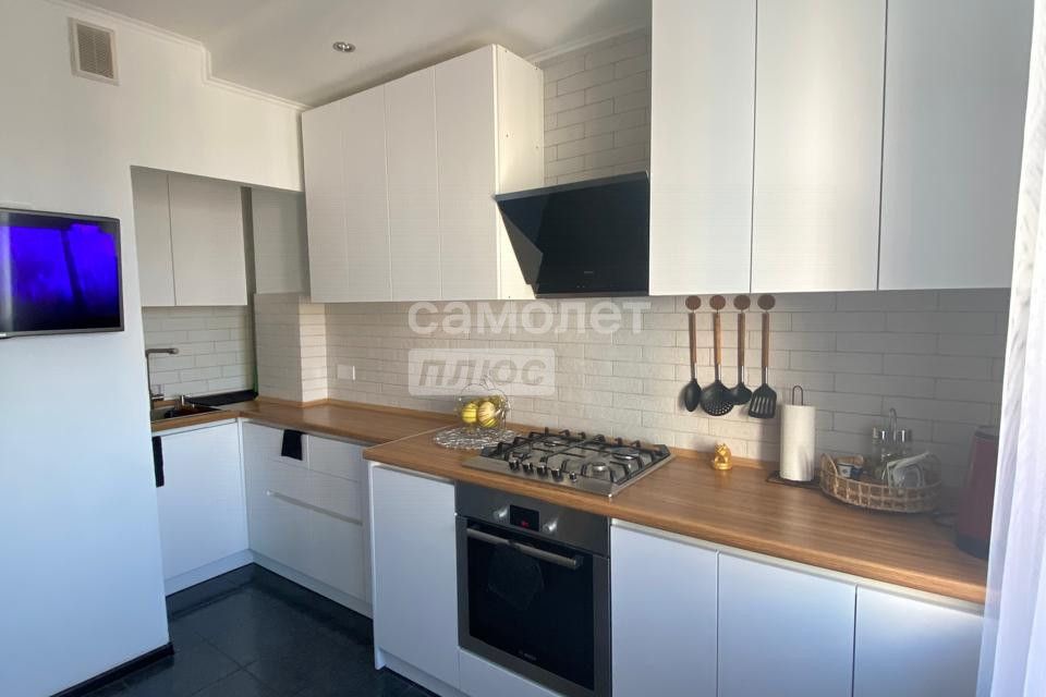 Продаётся 2-комнатная квартира, 52 м²