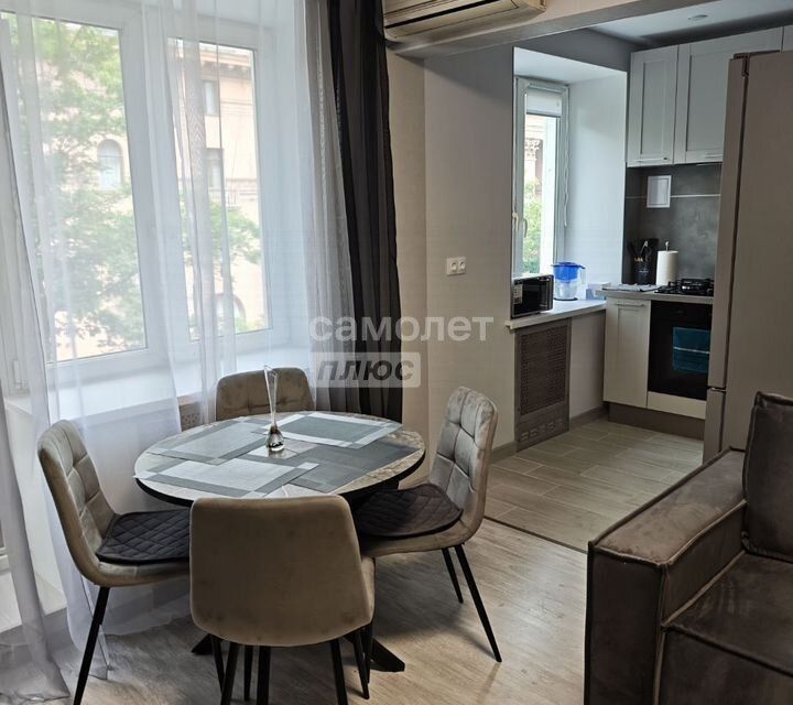 Сдаётся 2-комнатная квартира, 43 м²