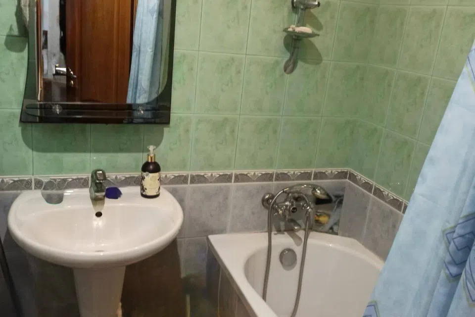 Продаётся 3-комнатная квартира, 63 м²