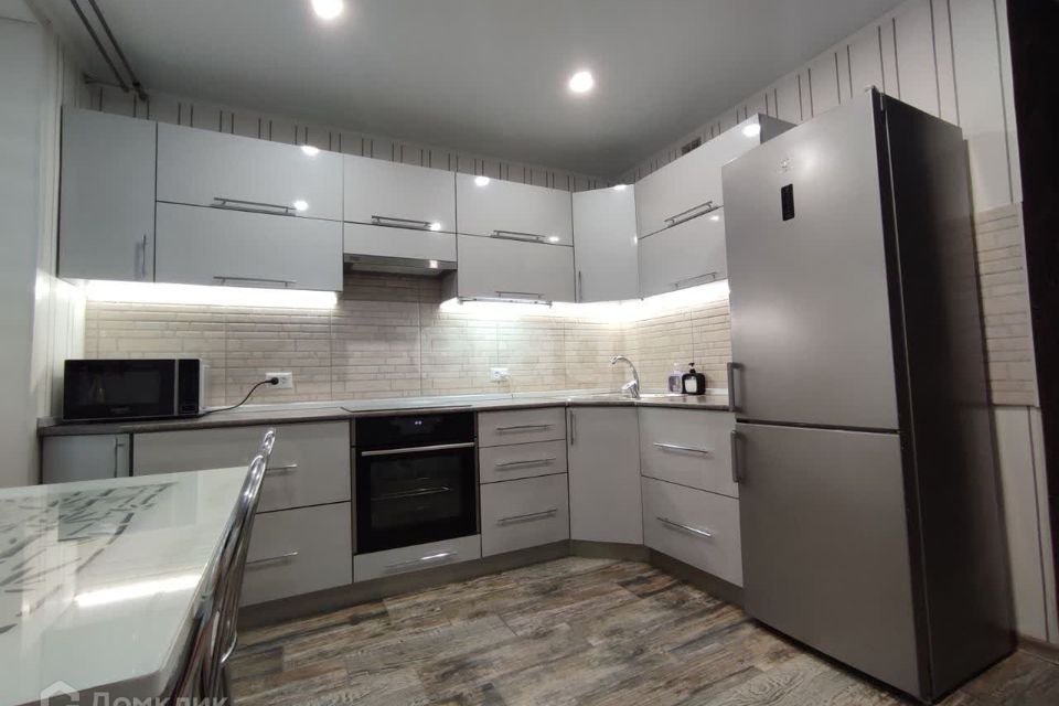 Продаётся 1-комнатная квартира, 40.2 м²