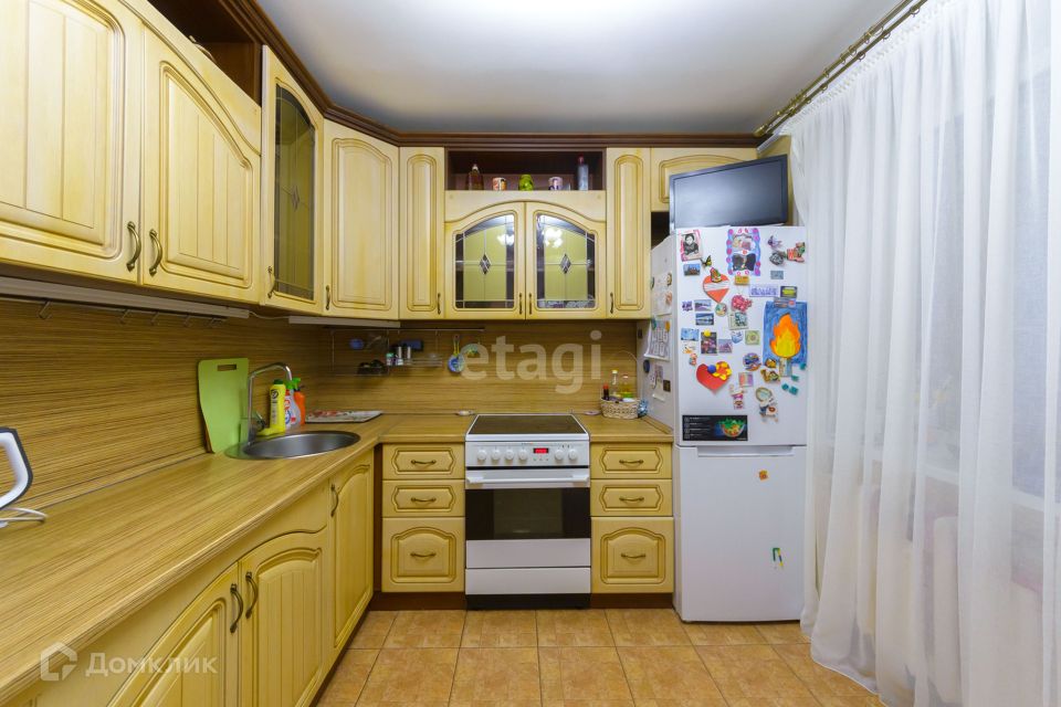 Продаётся 2-комнатная квартира, 56.8 м²