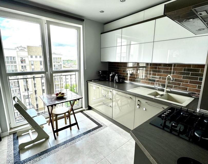 Продаётся 2-комнатная квартира, 71 м²