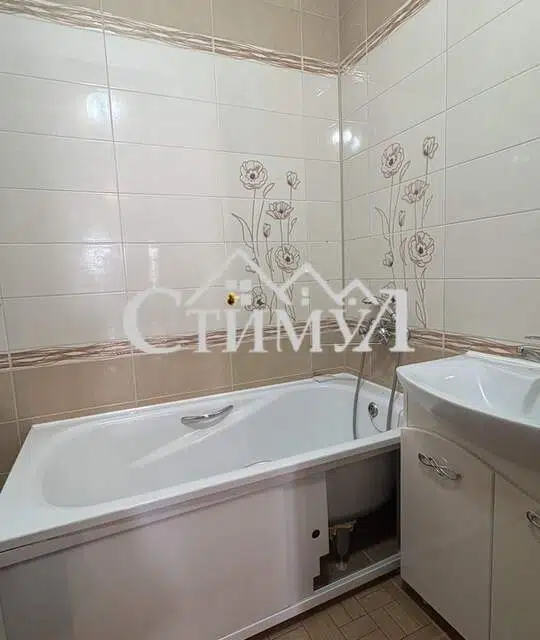 Продаётся 2-комнатная квартира, 57 м²