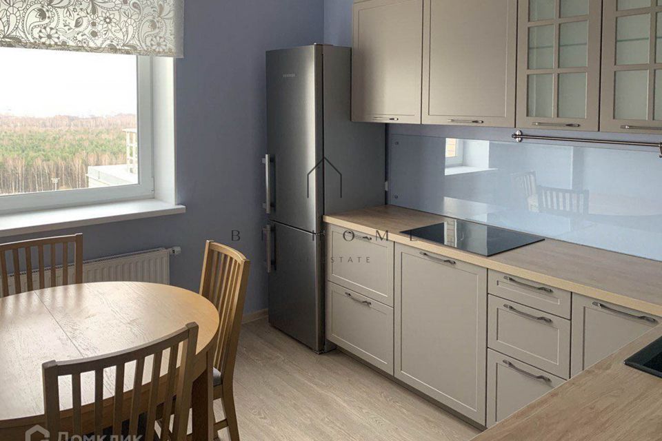 Сдаётся 2-комнатная квартира, 62.9 м²