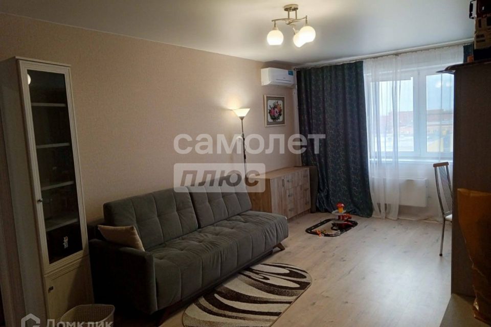 Продаётся 1-комнатная квартира, 40.5 м²