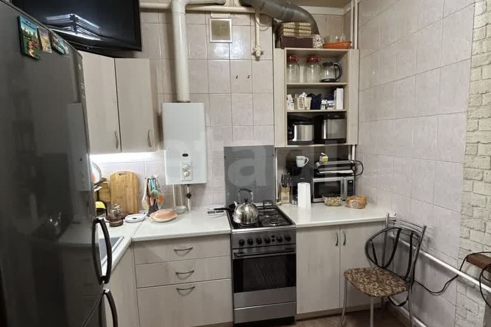 Продаётся 1-комнатная квартира, 41.3 м²