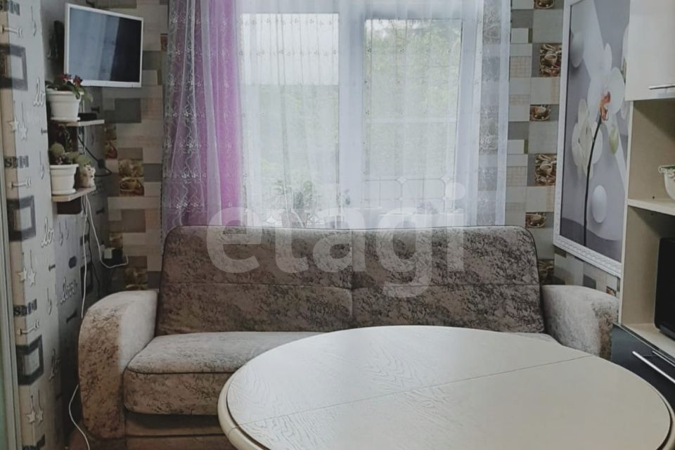 Продаётся 1-комнатная квартира, 38 м²