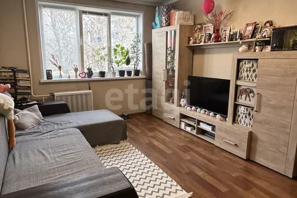 Продаётся 1-комнатная квартира, 35.6 м²