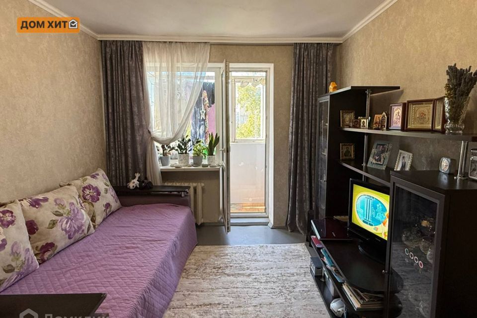 Продаётся 3-комнатная квартира, 55.9 м²