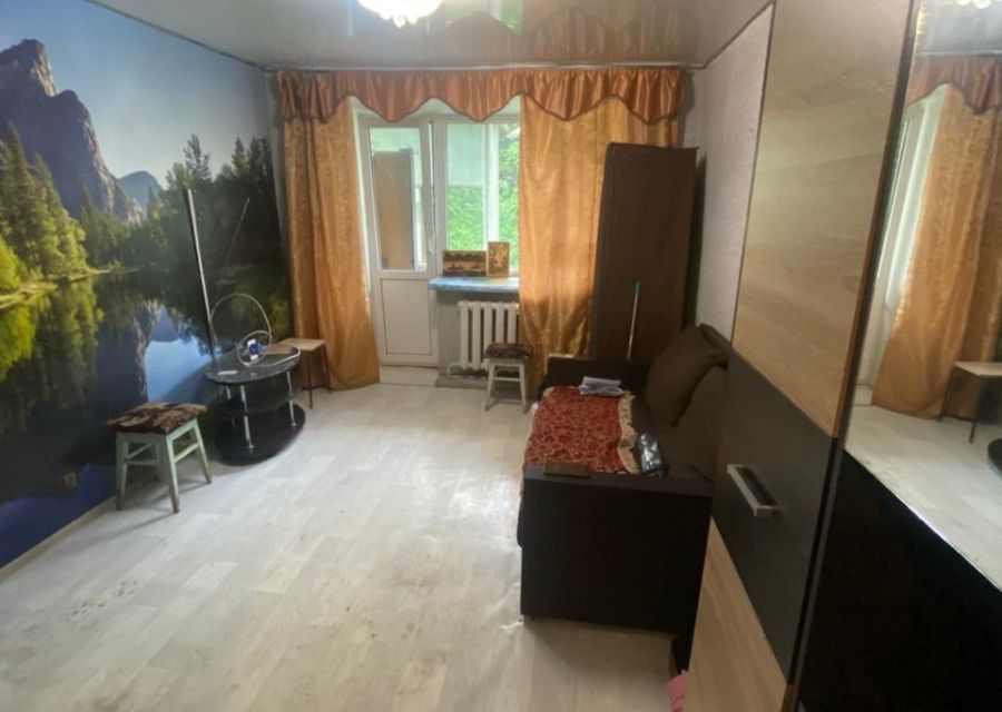 Продаётся комната в 1-комн. квартире, 13.9 м²