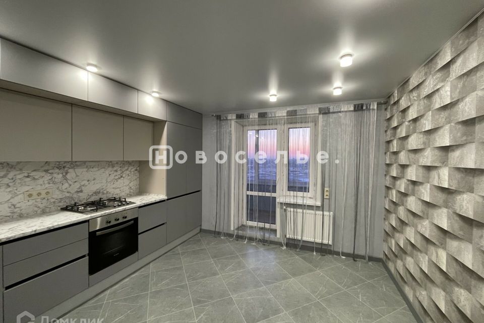 Продаётся 1-комнатная квартира, 42 м²