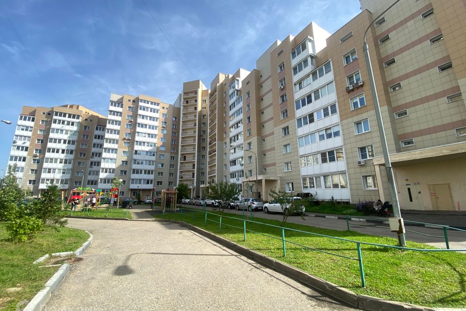 Продаётся 3-комнатная квартира, 75.9 м²