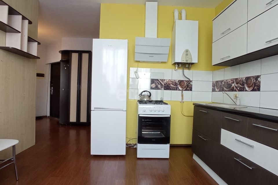 Продаётся 1-комнатная квартира, 46 м²