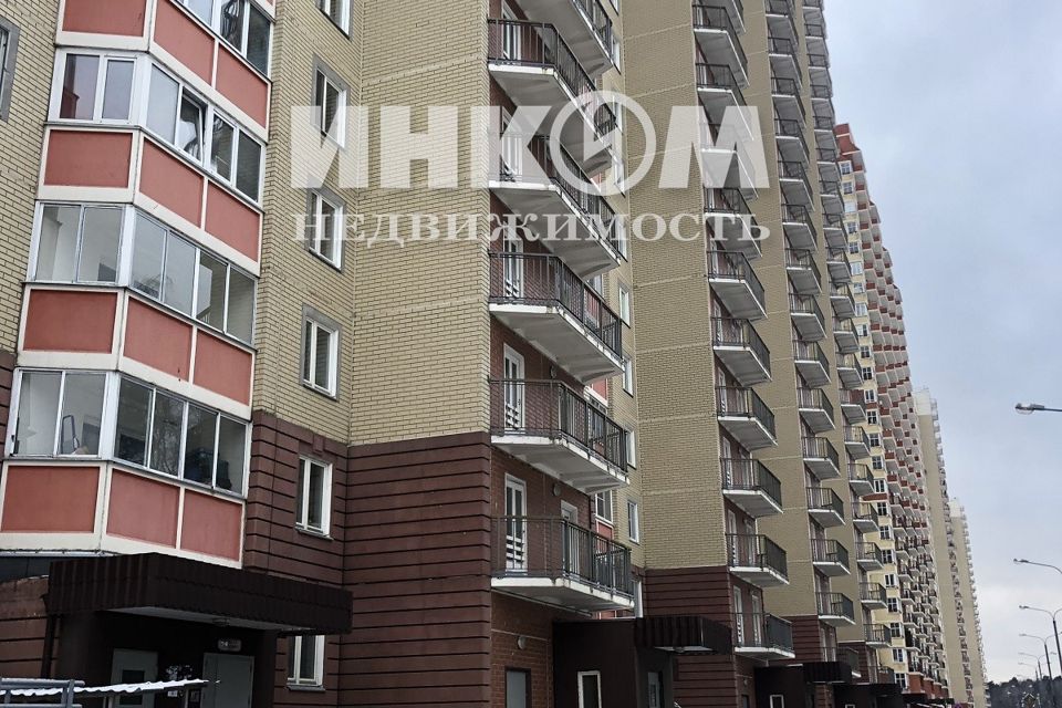 Продаётся 1-комнатная квартира, 43.7 м²