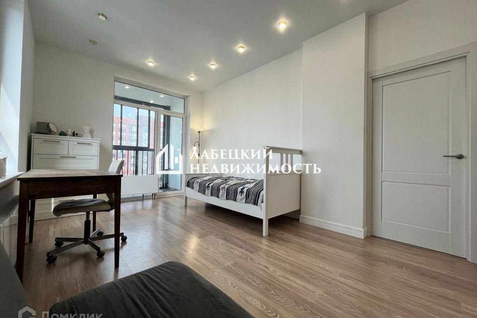 Продаётся 2-комнатная квартира, 56.4 м²