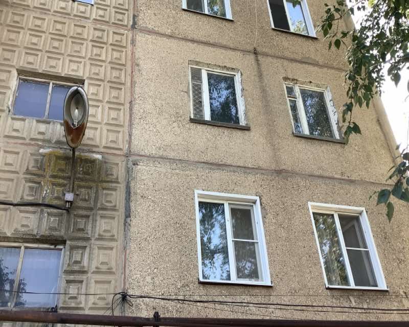 Продаётся 3-комнатная квартира, 58.6 м²