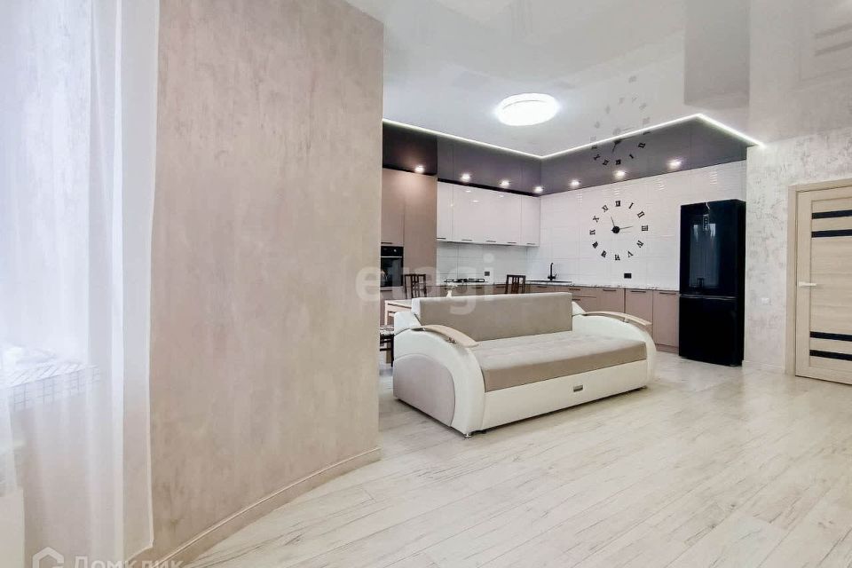 Продаётся 2-комнатная квартира, 95.1 м²