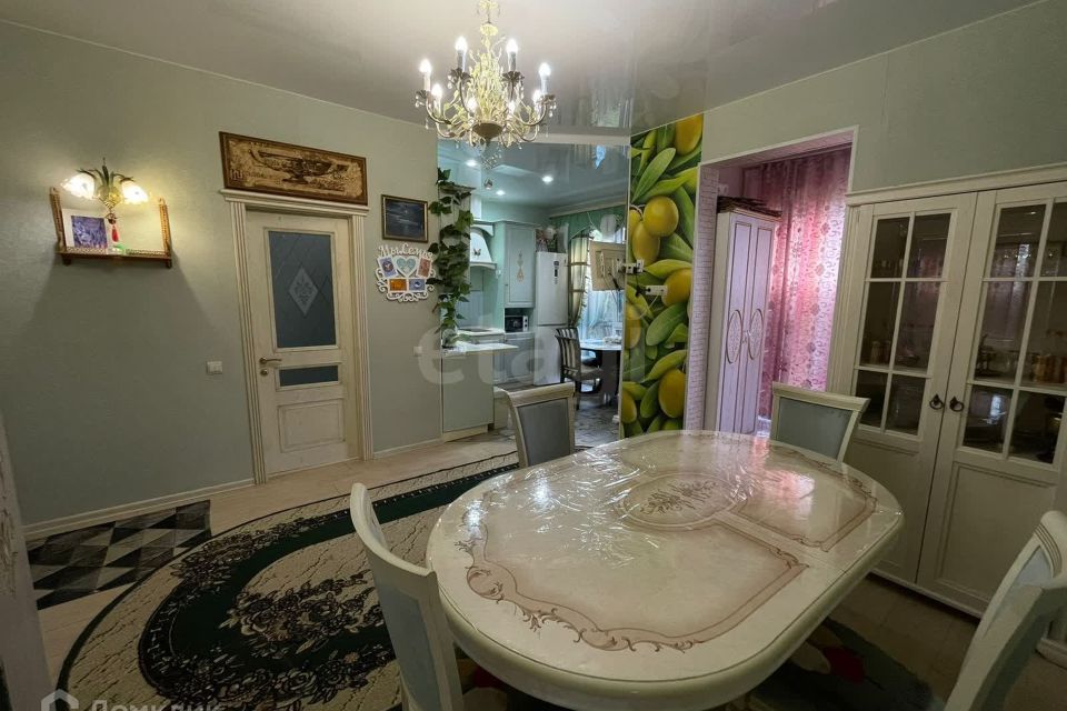 Продаётся 2-комнатная квартира, 57.6 м²