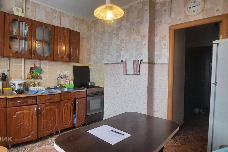 Продаётся 1-комнатная квартира, 37.2 м²