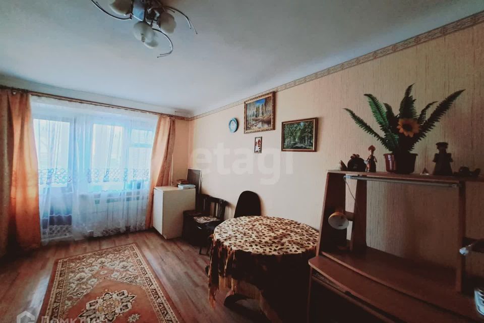 Продаётся 3-комнатная квартира, 62.5 м²