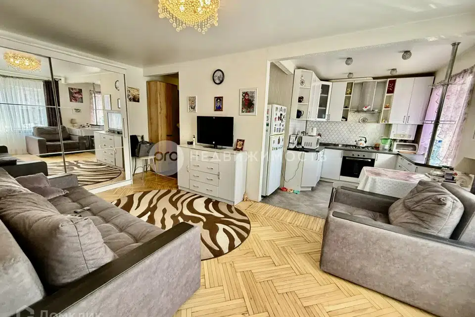 Продаётся 2-комнатная квартира, 43.4 м²