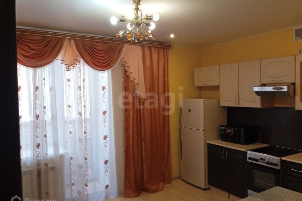 Продаётся 1-комнатная квартира, 43.6 м²