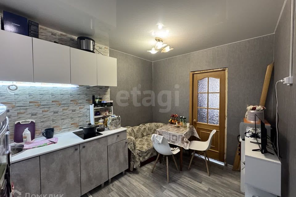 Продаётся 2-комнатная квартира, 35.2 м²