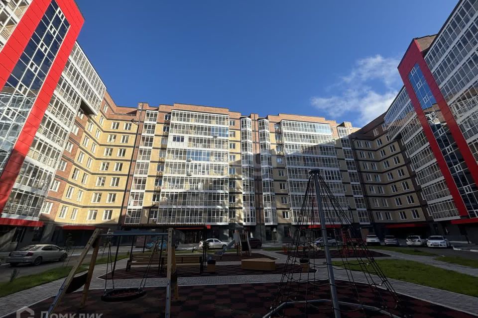 Продаётся 3-комнатная квартира, 114.2 м²