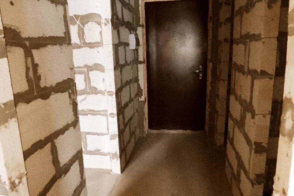 Продаётся 1-комнатная квартира, 41.3 м²