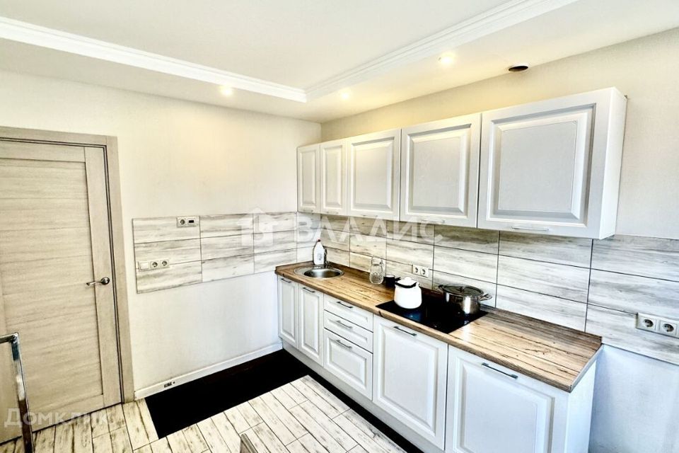 Продаётся 3-комнатная квартира, 72.2 м²