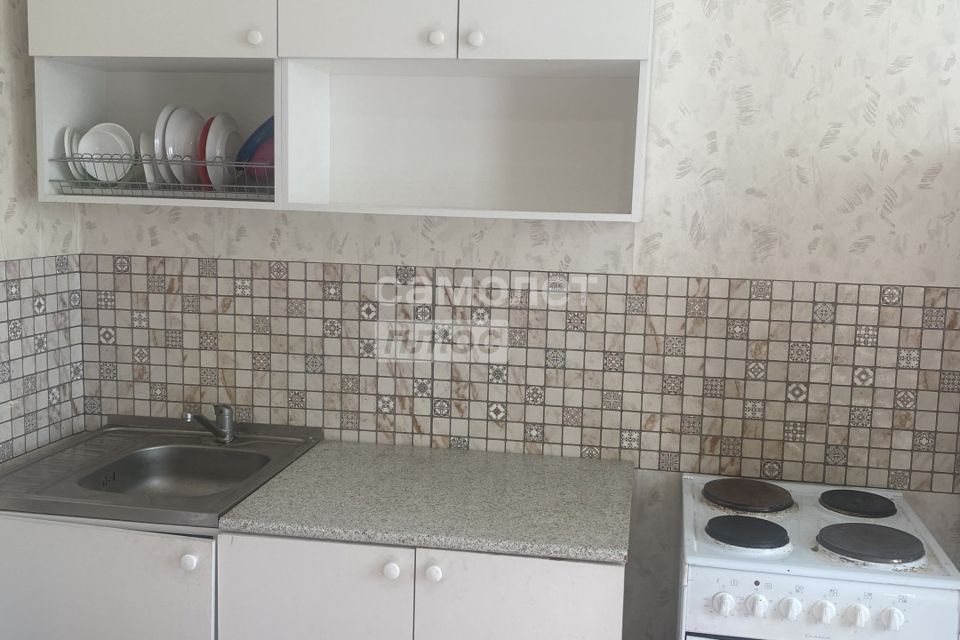 Продаётся 1-комнатная квартира, 40.6 м²