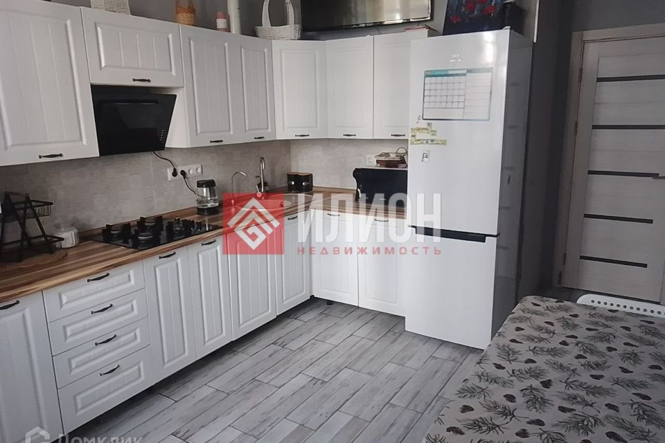 Продаётся 1-комнатная квартира, 43 м²