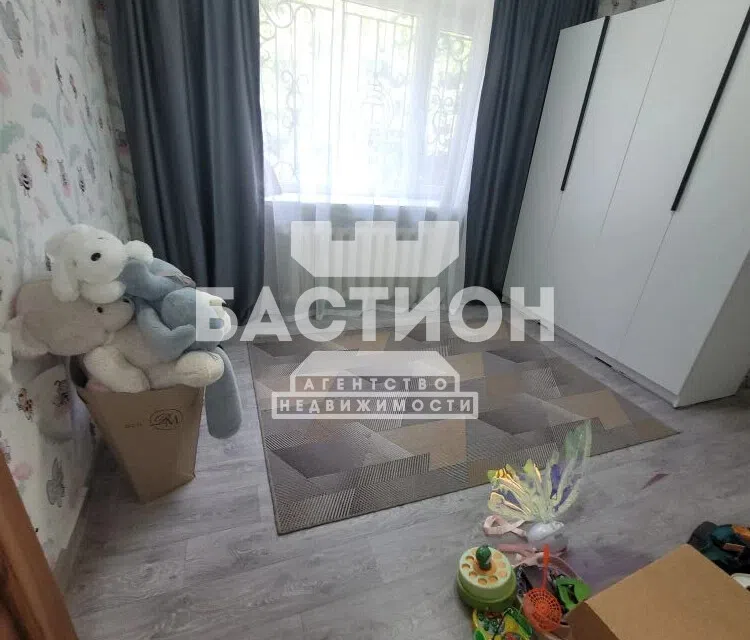 Продаётся 3-комнатная квартира, 69.6 м²