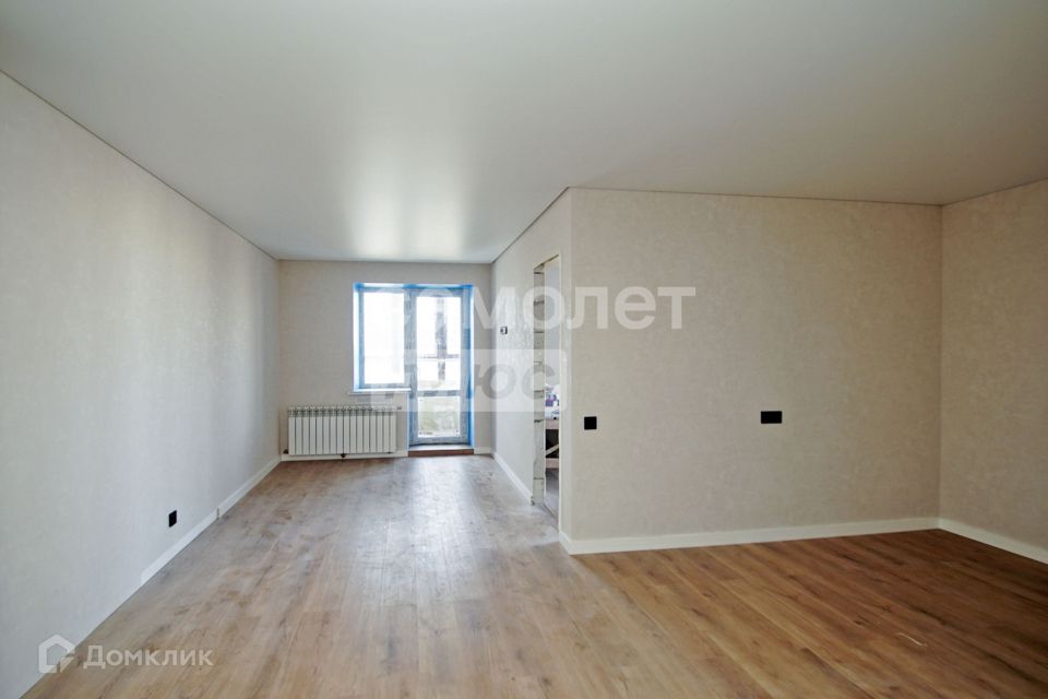 Продаётся 1-комнатная квартира, 42 м²
