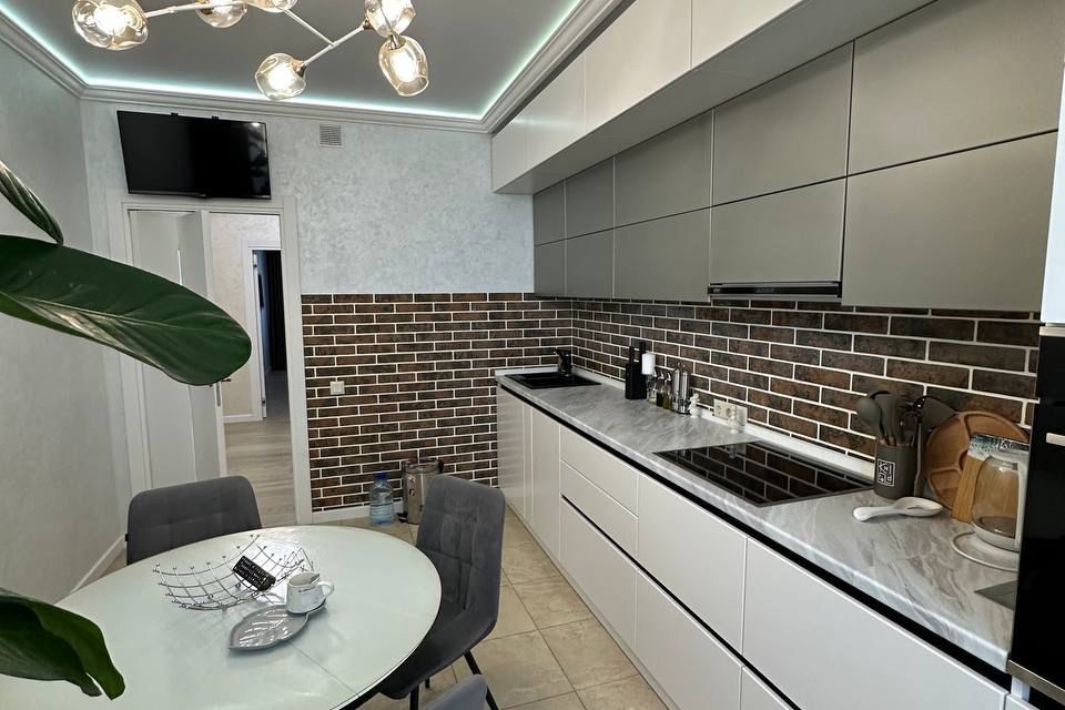 Продаётся 3-комнатная квартира, 82 м²