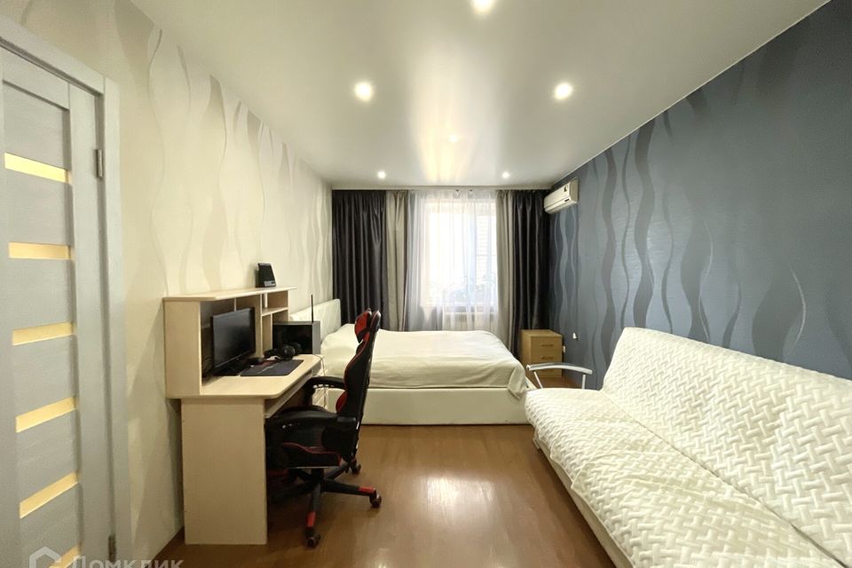 Продаётся 3-комнатная квартира, 62.4 м²